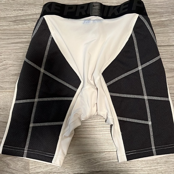 Boys Nike Pro Hyperstrong baseball Slide Short with cup holder size Youth M - Picture 2 of 7